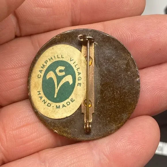 Ladies vintage handmade enameled Christmas tree copper broach - Picture 5 of 7